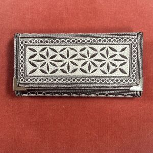 Uang Laga Handmade Large Trifold Wallet Embroidered Vegan Clutch Bag Floral NWOT